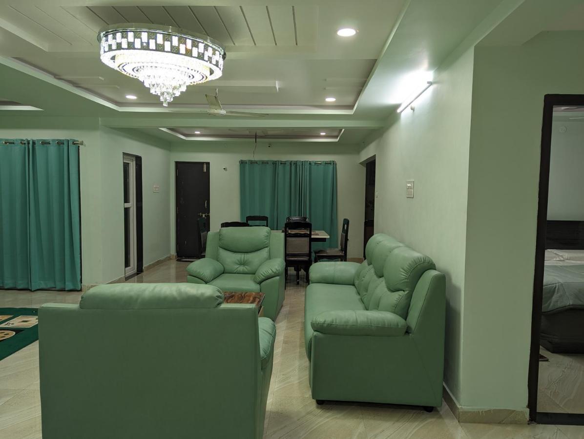 Ramya Grand Apartment Visakhapatnam Exterior photo
